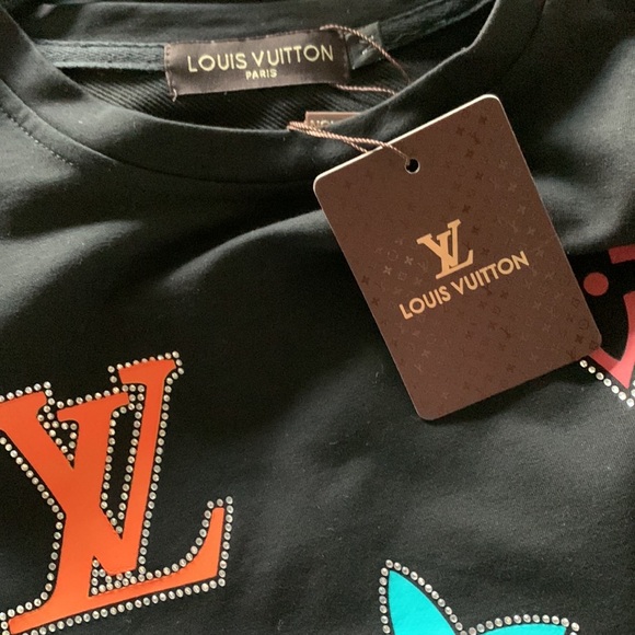 🆕🧡LV Casual Style Short Sleeves Two pice sets🖤 - Picture 3 of 10
